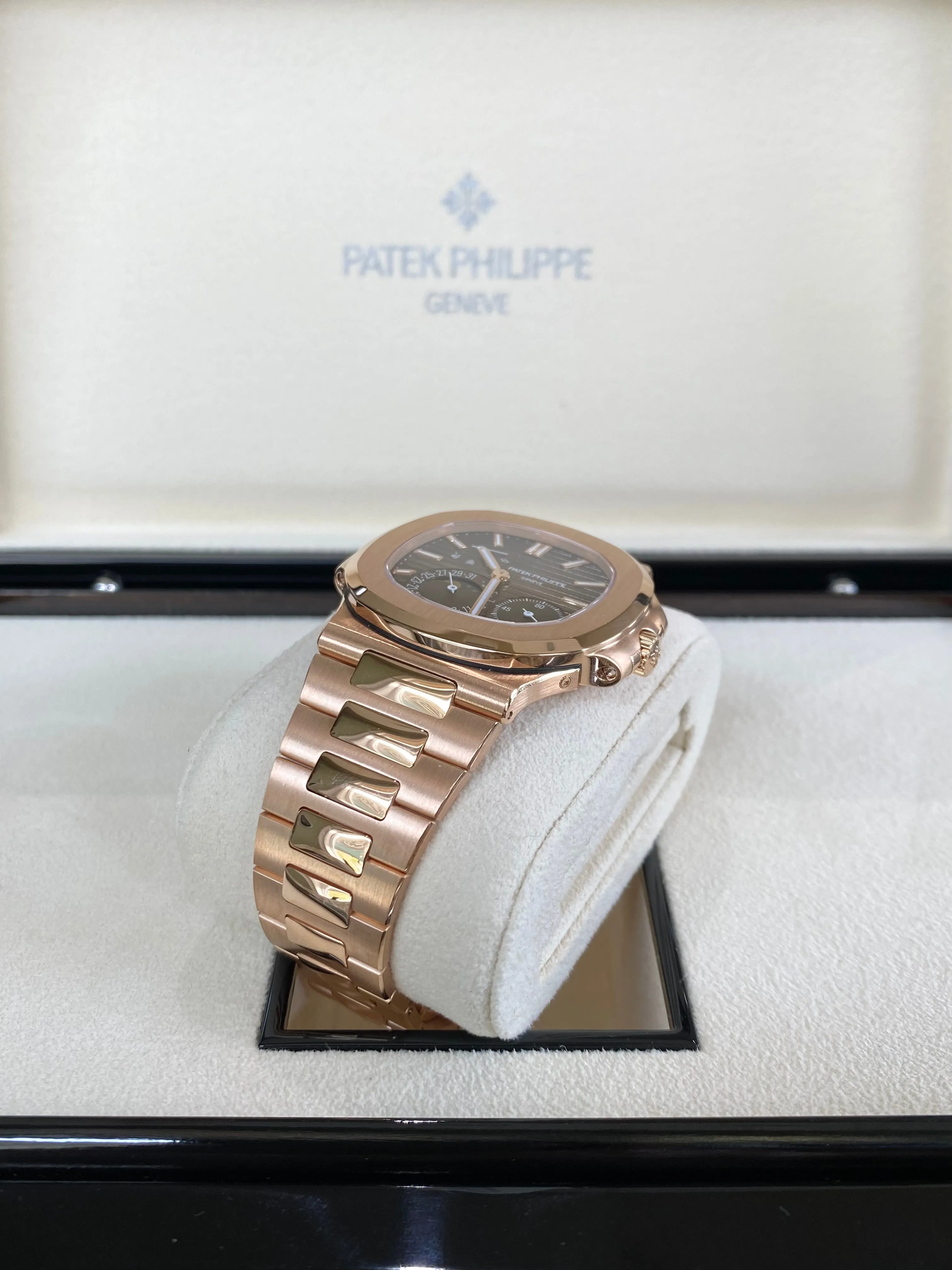 2023 Patek Philippe Nautilus 5712/1R