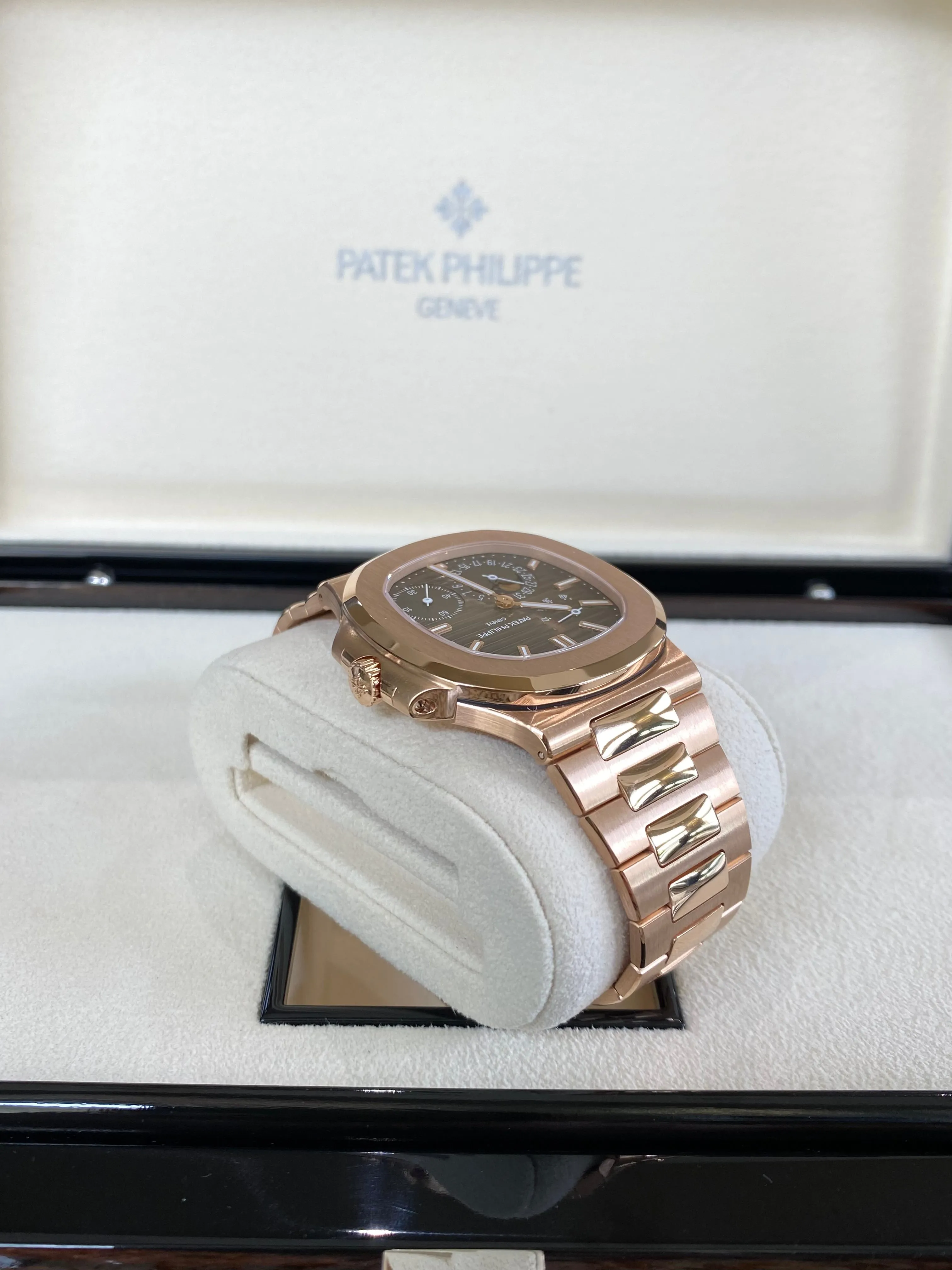 2023 Patek Philippe Nautilus 5712/1R