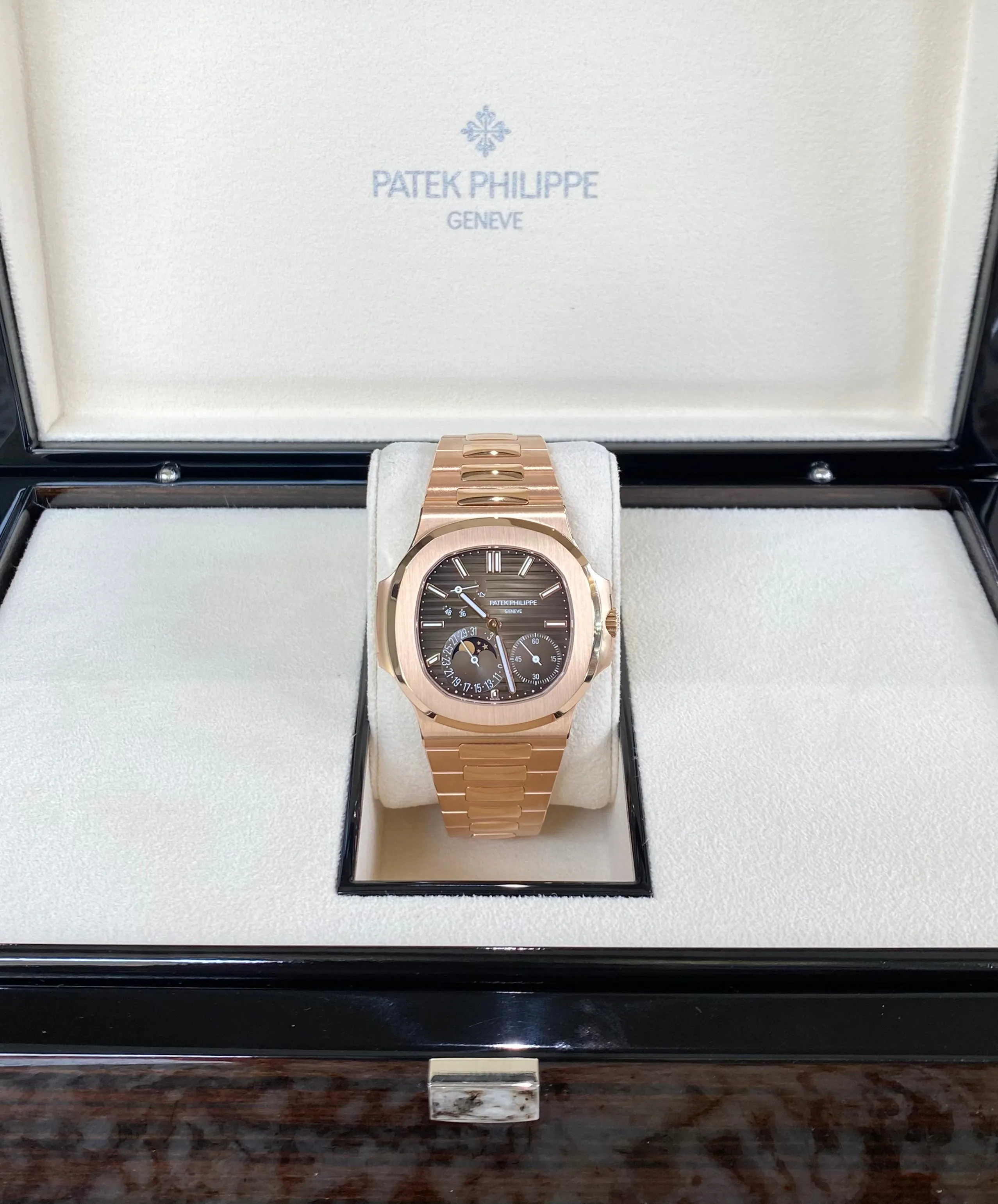 2023 Patek Philippe Nautilus 5712/1R
