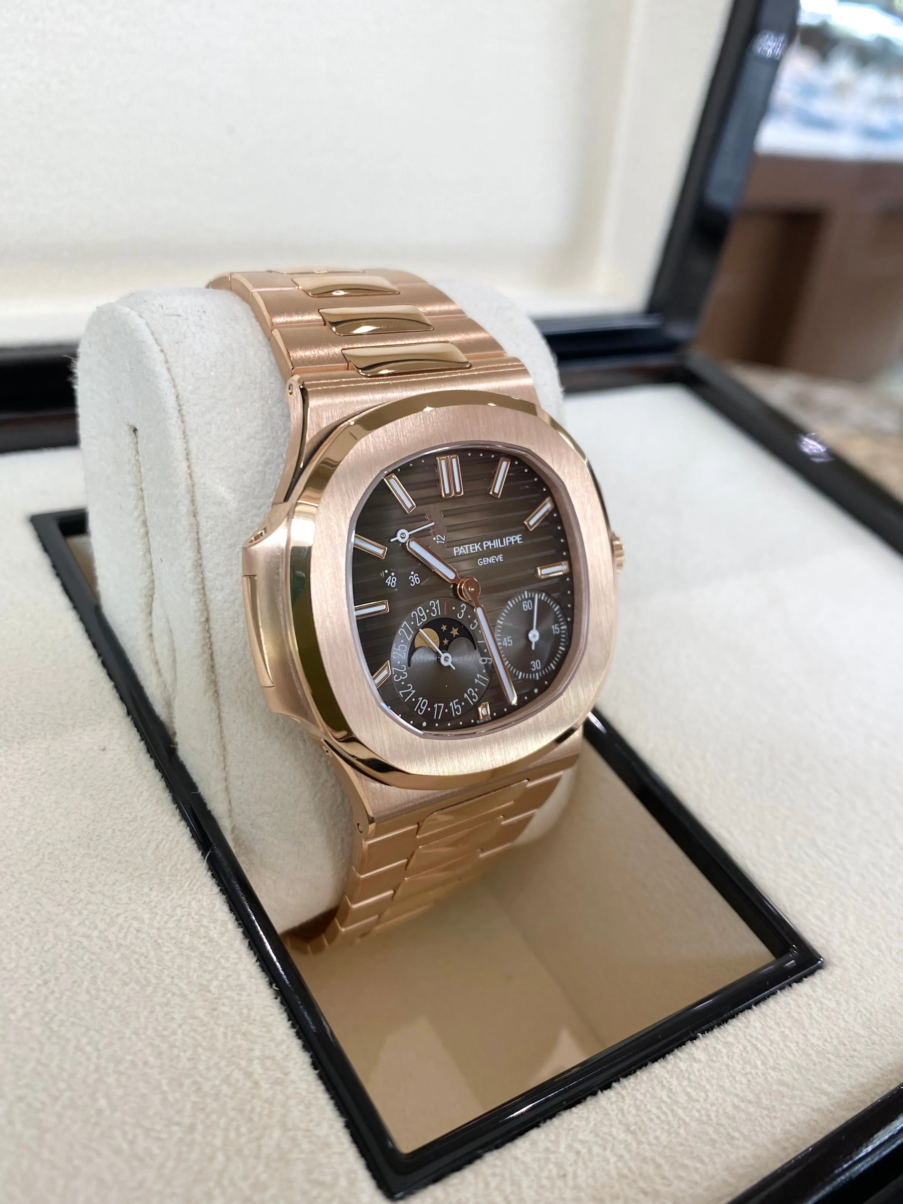 2023 Patek Philippe Nautilus 5712/1R