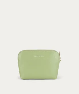 Poucher | Grass