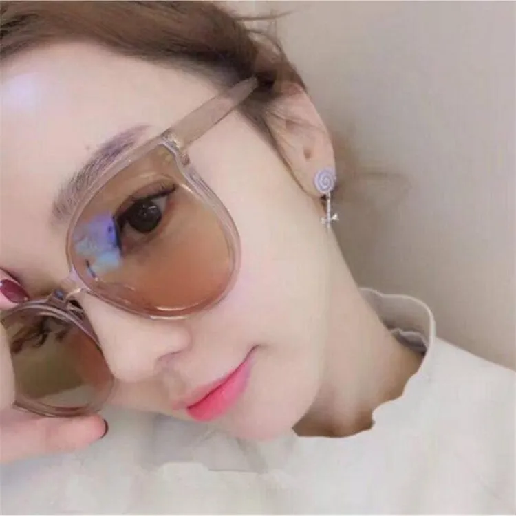 Sunglasses Retro Street Fashion Sun Glasses(Green Frame Gray)